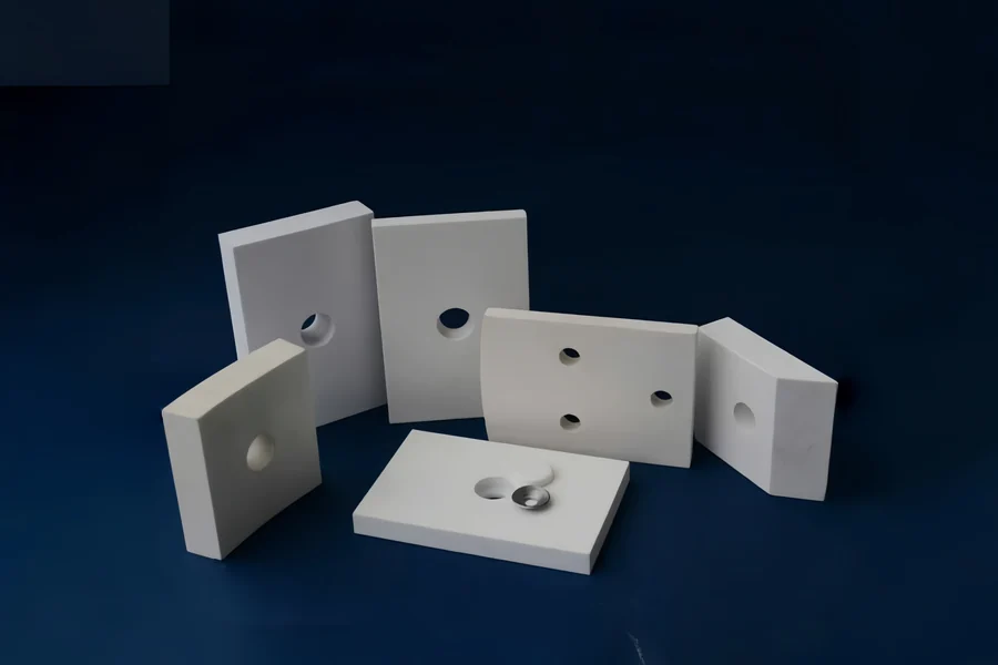 Placas e tijolos de alumina microcristalina