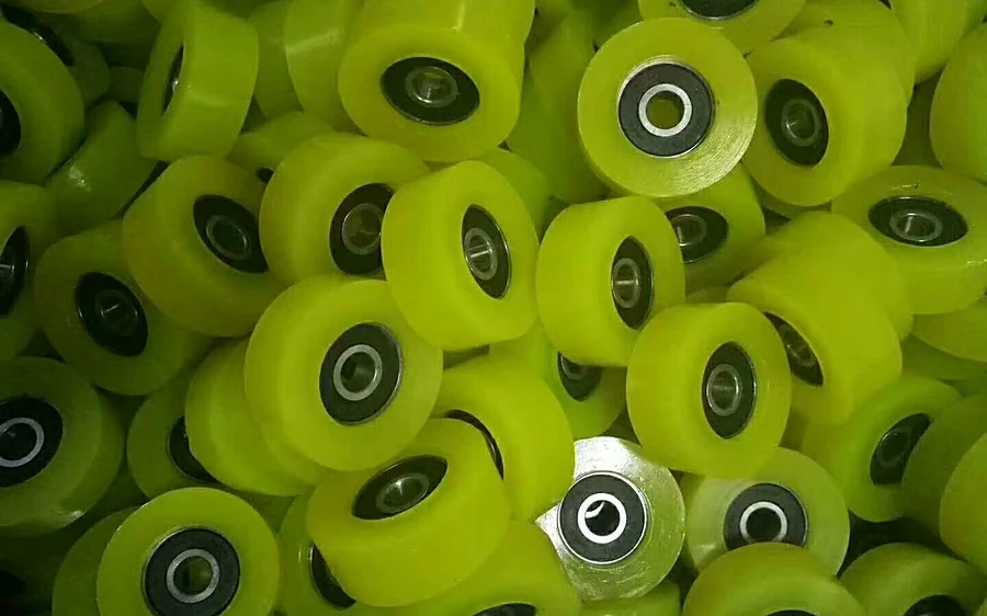 Roletes de poliuretano com rolamentos produzidos em série